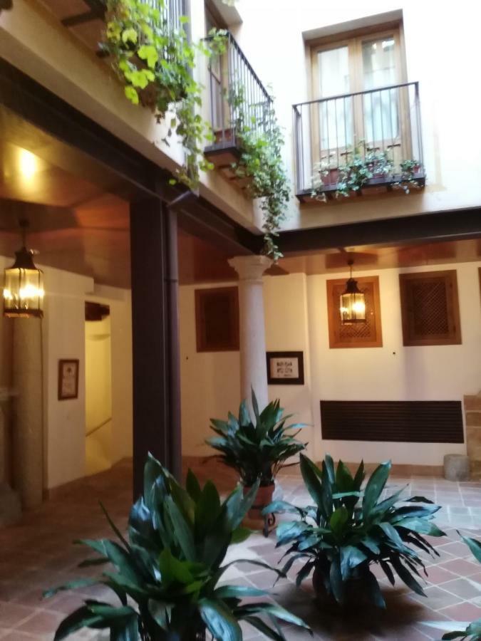 Apartamentos Nuncio Viejo Toledo Eksteriør bilde